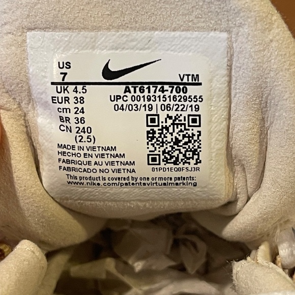 Women's Nike Air Max 270 React Sneakers AT6174-700 - Picture 9 of 13